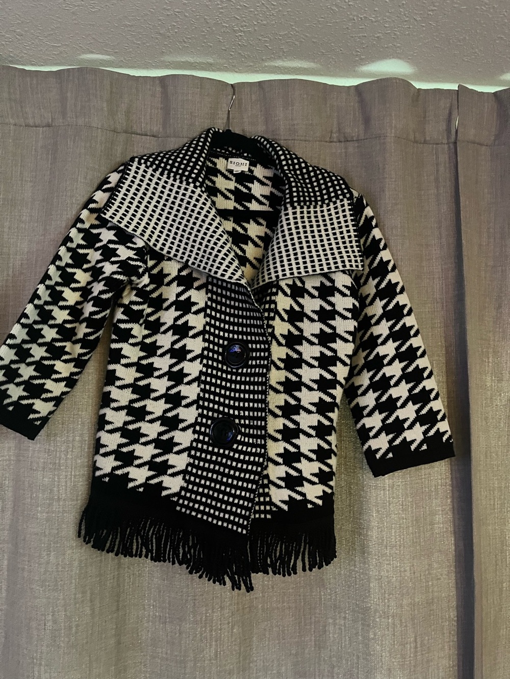 Sioni Black & White Houndstooth Fringe Knit Jacket